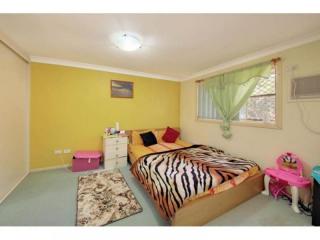 View profile: Rare 4 Bedroom Townhouse!