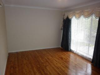 View profile: Air Conditioning & Dishwasher! Walk to Schools & Shops!