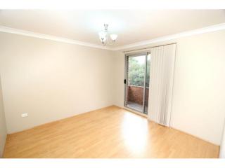 View profile: 3 Bedroom Unit! Walk to Station!!