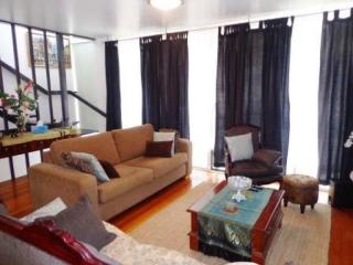 View profile: Walk to Station! 3 Bedrooms!