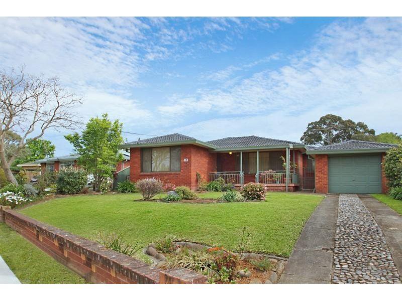 Top Quality Brick Home - Walk to Station 