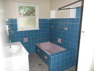 View profile: Special Offer- ONE WEEKS FREE RENT!!