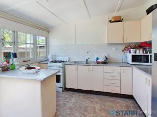 View profile: Three bedroom house in an excellent location