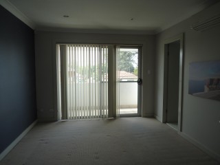 View profile: Air Conditioning, Gas Cooking, 3 Toilets, Walk to Station