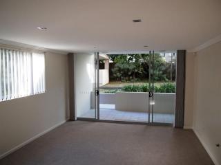 View profile: Newly Renovated Luxurious Apartment! 