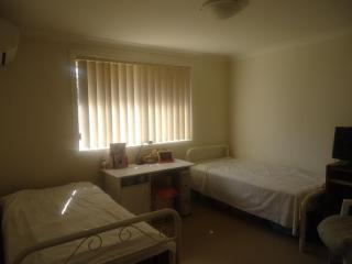 View profile: Walking Distance to Station, Shops, School and Parks!