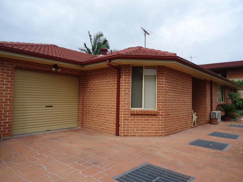 3 Bedrooms & Air-Conditioned!