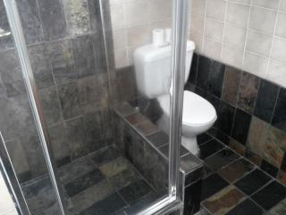 View profile: WOW!!! Water and Gas Included