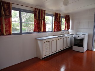 View profile: Fantastic Value Flat - Water Included!