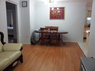 View profile: 3 Bedrooms - Stroll to Station!