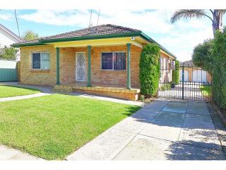 View profile: Large Quality Home and Double Garage!