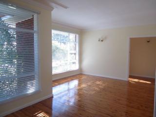 View profile: 3 Bedrooms, 2 Toilets, Air Conditioned! Quiet Location!