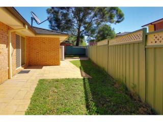 View profile: 3 Bedrooms! Walk to Station!