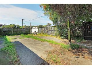 View profile: Outstanding Location!