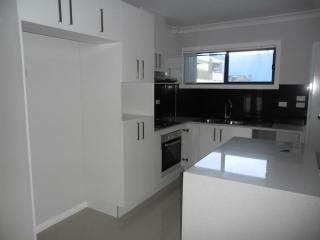 View profile: Luxury Unit! 5 Minutes Stroll to Station!