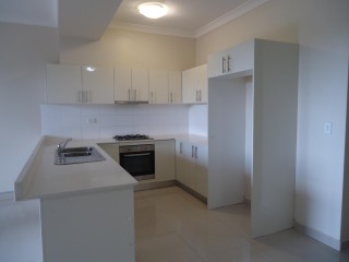 View profile: Ensuite Bathroom Plus 3 Balconies!