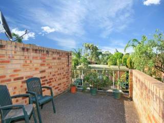 View profile: Outstanding Location! - 3 Bedrooms