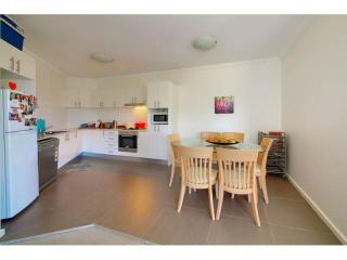 View profile: Ultra Modern Unit 