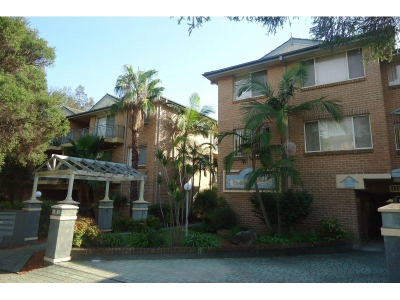 Fantastic Two Bedroom Unit -Gas Cooking!