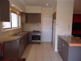 View profile: 3 Bedroom, Air Conditioning & 2 Toilets