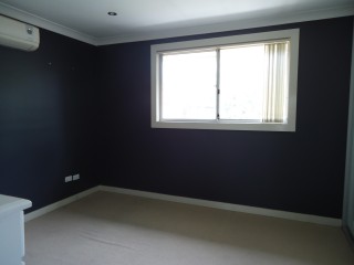 View profile: Air Conditioning, Gas Cooking, 3 Toilets, Walk to Station