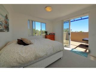 View profile: Ultra Modern Unit 