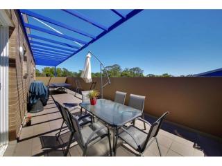 View profile: Ultra Modern Unit 