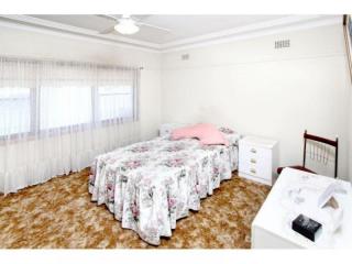 View profile: Well Presented Home!!!