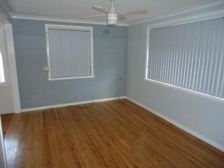 View profile: 3 Bedroom house in quiet location