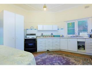 View profile: Cheap Rental! Walk to Station! 