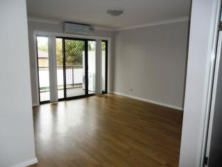 View profile: Luxury Unit! 5 Minutes Stroll to Station!