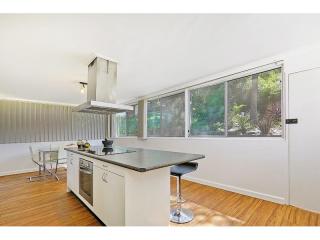 View profile: Walk to Station!