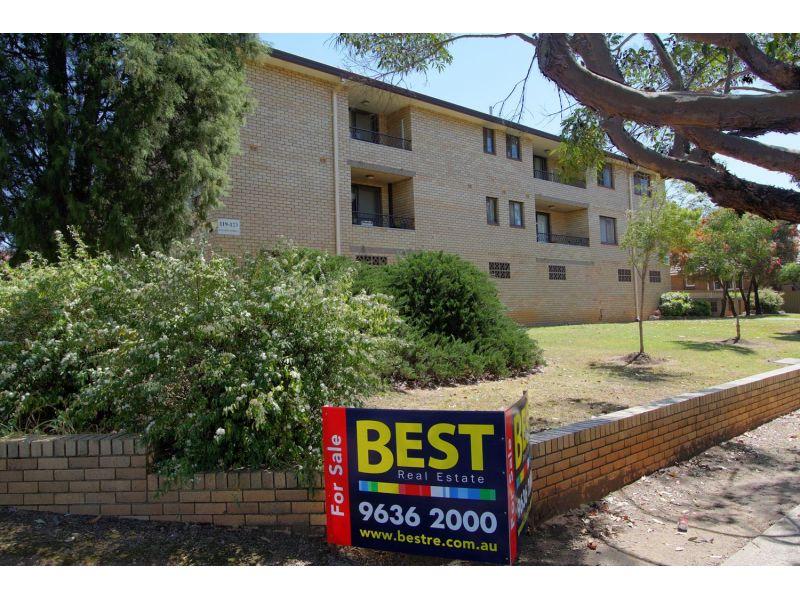 500 Metres to Wentworthville Railway Station!