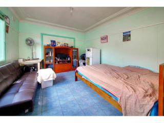 View profile: Outstanding Location - Minutes walk to station!