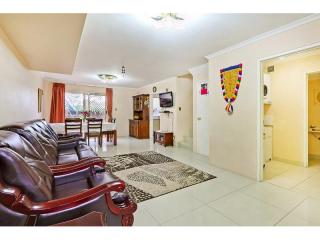 View profile: 3 Beds,2 Baths, Pool & Tennis Court