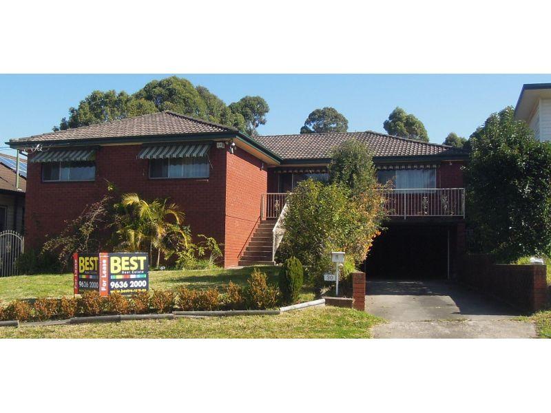 Large 4 Bedroom Brick Home- Walk to Station!