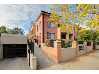 View profile: Floating Floors Throughout, Air conditioning