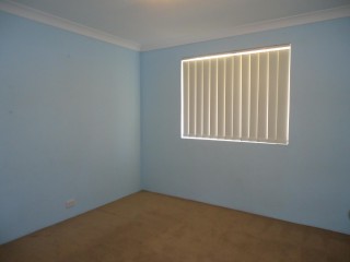 View profile: 3 Minutes to Shops & Station!