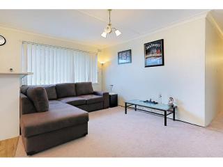 View profile: Outstanding Location! Minutes Walk to Station & Shopping Centre!