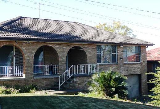 Sparkling Pool, Ducted Air Conditioning, Timber Floorboards