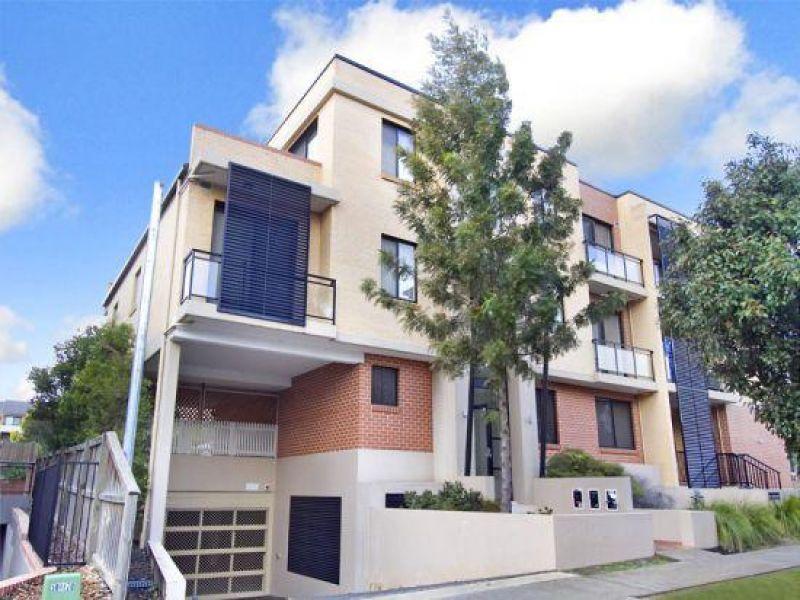 Outstanding Location! Walk to Westmead Station 