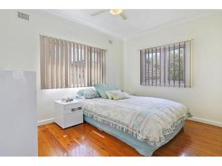 View profile: Walk to Station!