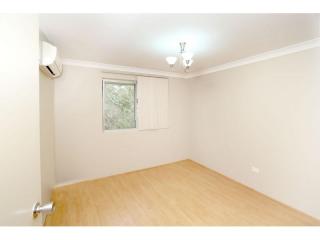 View profile: 3 Bedroom Unit! Walk to Station!!