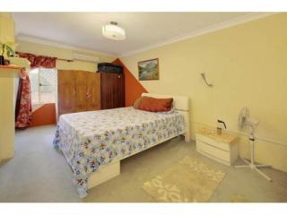View profile: Rare 4 Bedroom Townhouse!