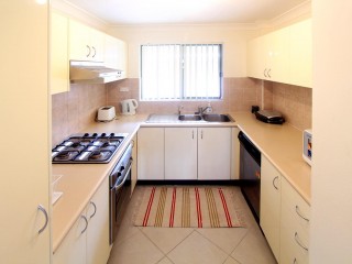 View profile: 2 Bed 2 Bath Next to Station!