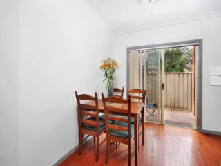 View profile: Fabulous 3 bedroom townhouse walk to Westmead Hospital