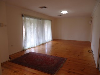View profile: Sparkling Pool, Ducted Air Conditioning, Timber Floorboards