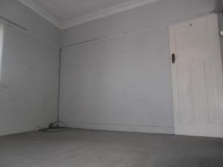 View profile: Right Near Station! No Car Necessary! 