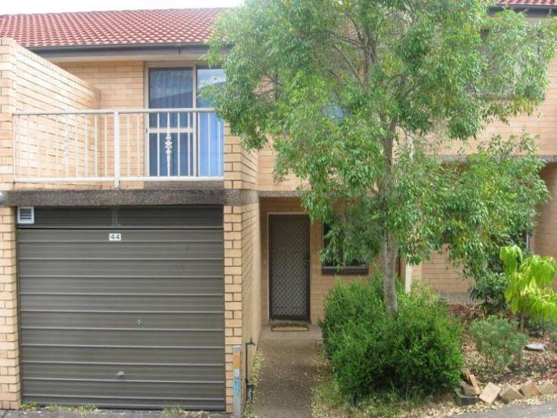 Partly Furnished Townhouse