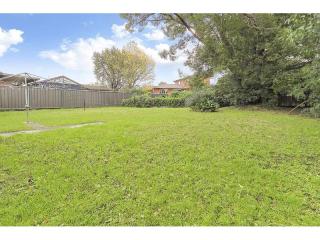 View profile: Cheap Rental! Walk to Station! 
